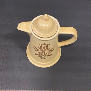 Pfaltzgraff USA Village Ivory/Yellow/Brown Pitcher